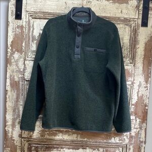 G.H. Bass & Co. Hunter Green Fleece Pullover, size M